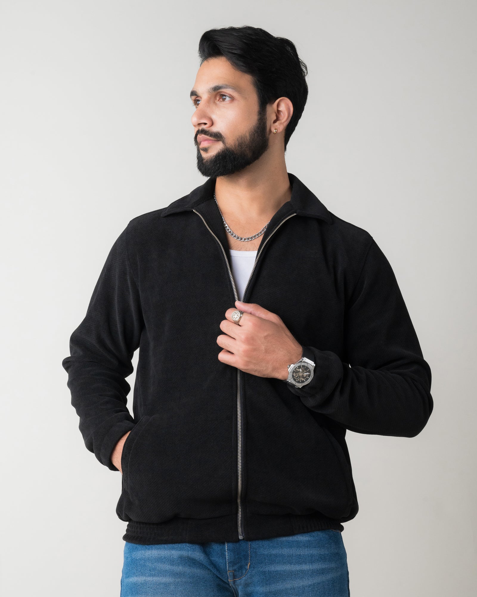 MATTE BLACK REGULAR FIT JACKET
