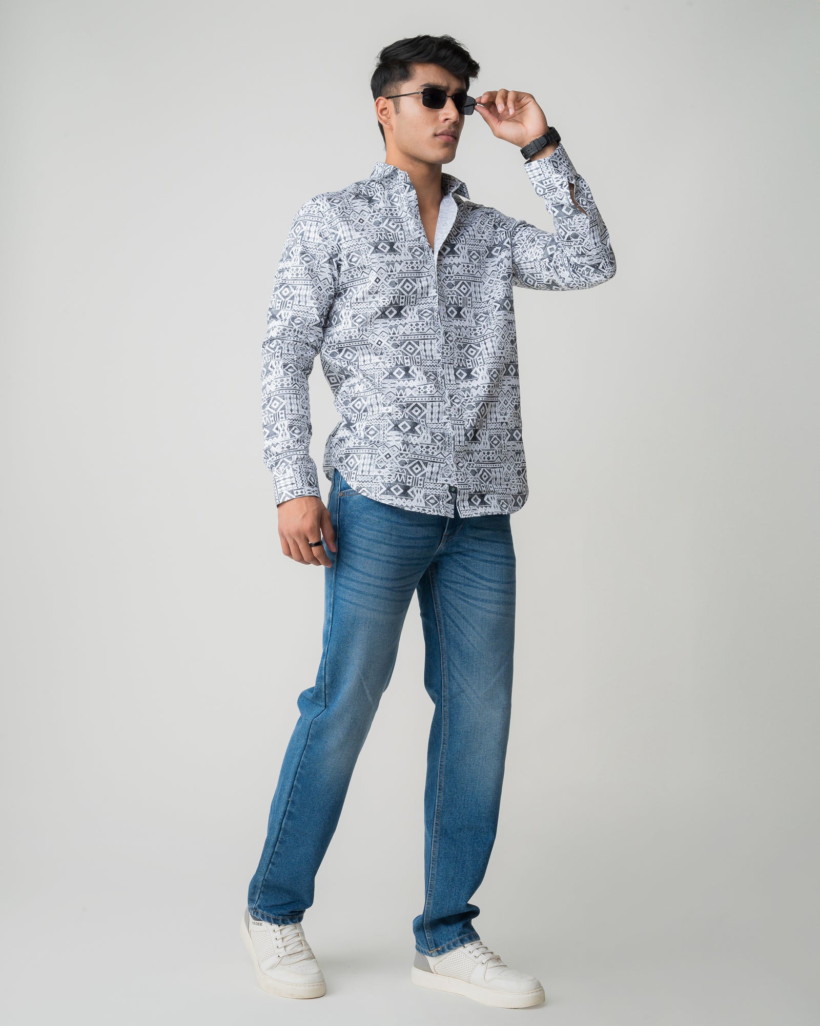 WHITE GREY REGULAR FIT SHIRT
