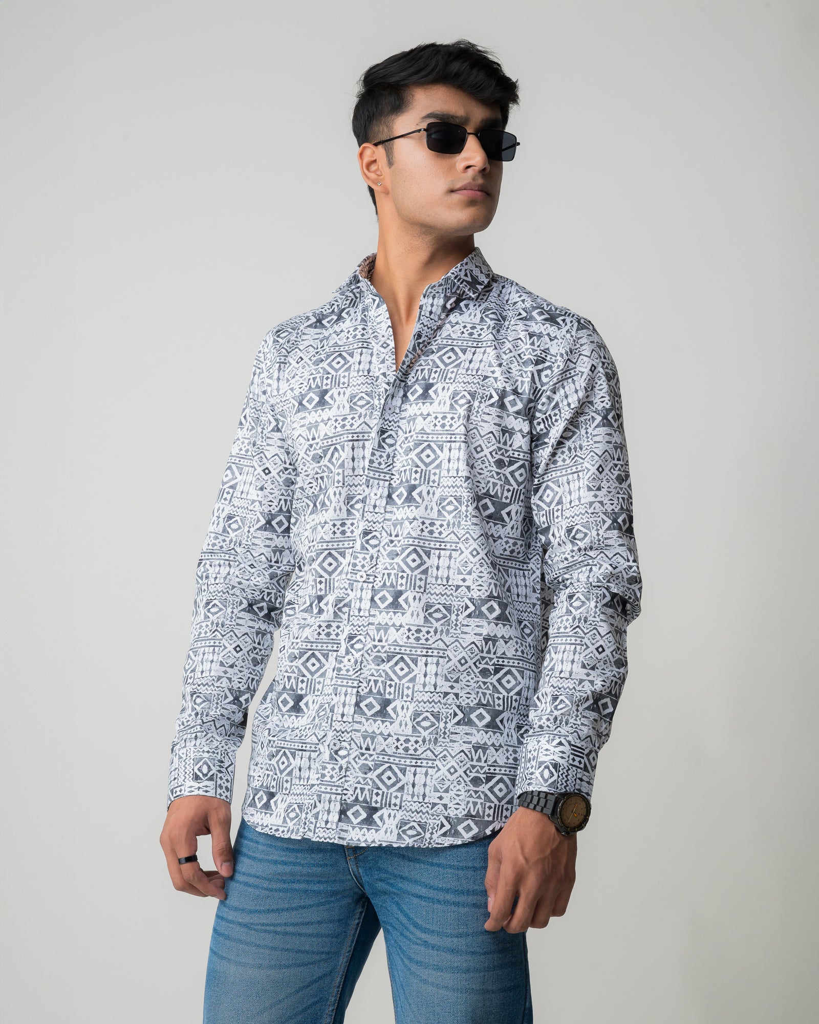 WHITE GREY REGULAR FIT SHIRT