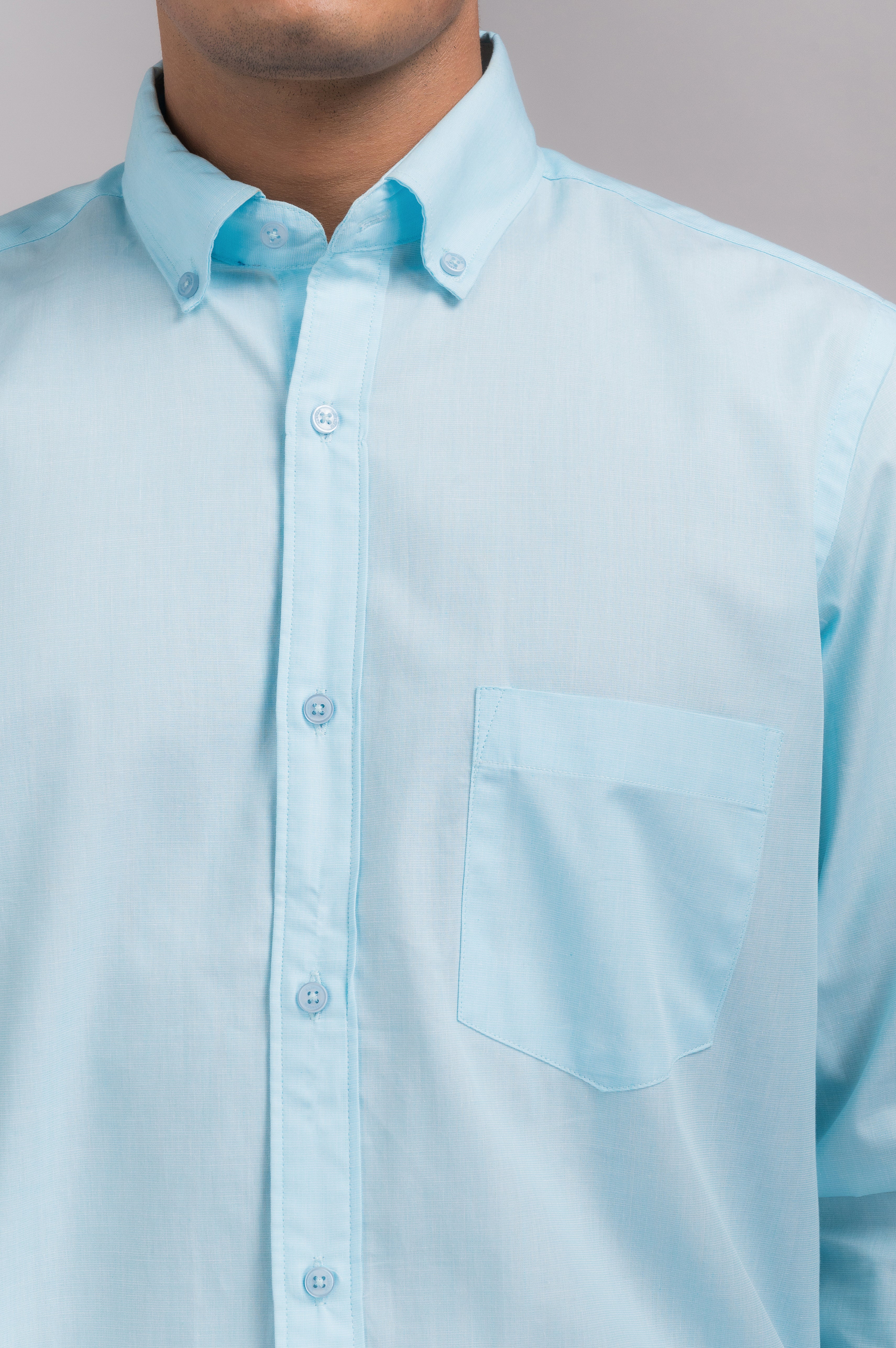 Aqua Solid Regular Fit Shirt