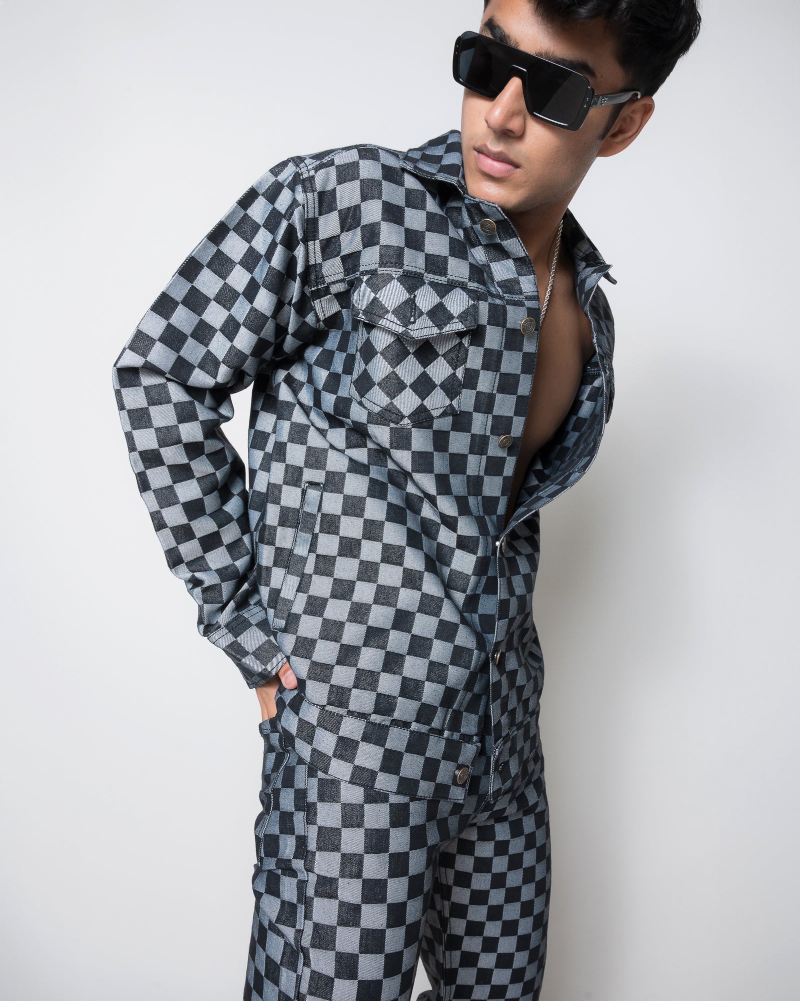 CHECKMATE DENIM LINEAR FIT JEANS
