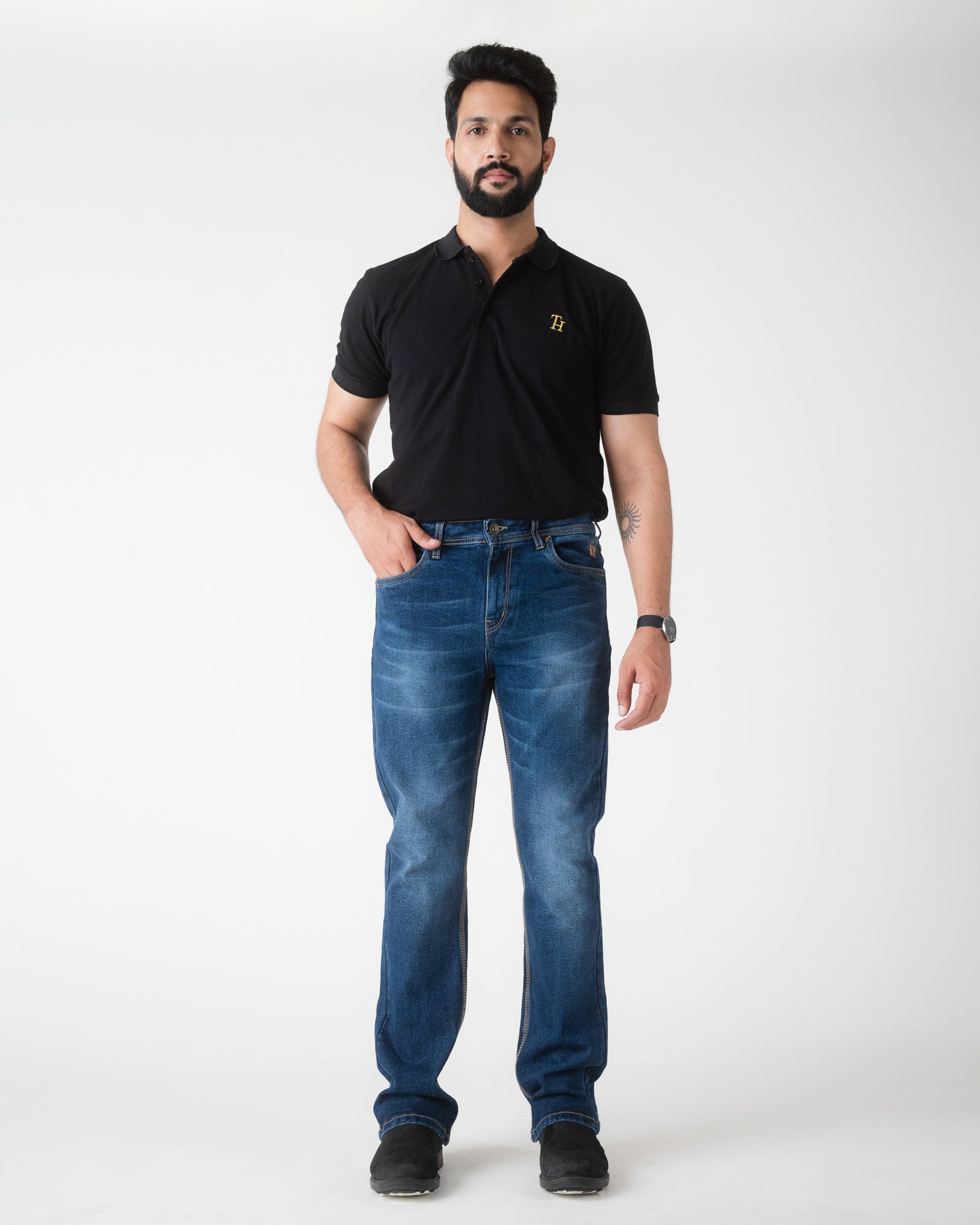 WASHED BLUE BOOTCUT FIT JEANS