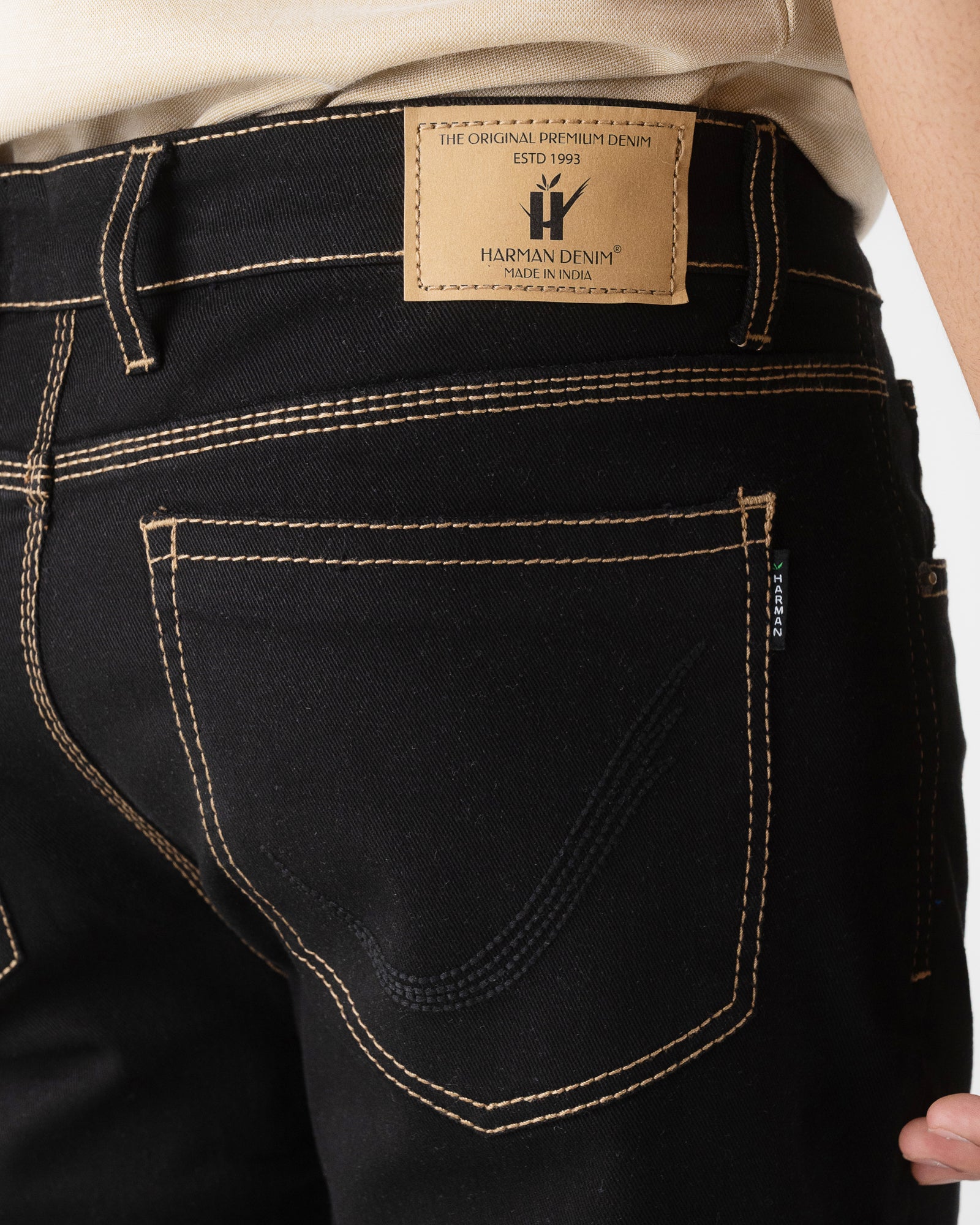 BLACK CLOVE FIT JEANS