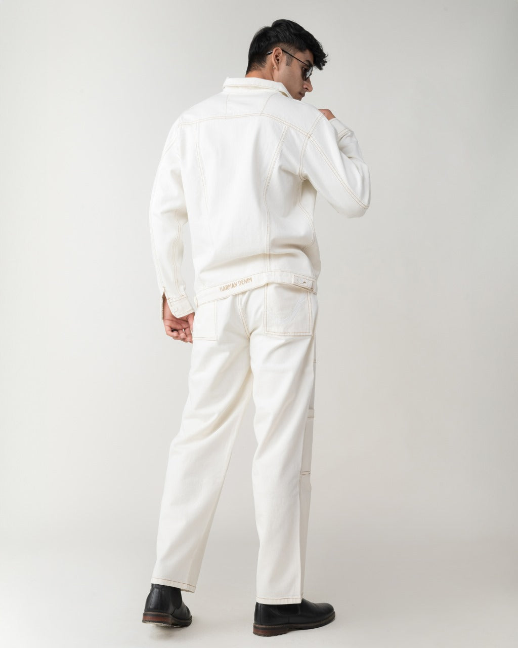 OFF WHITE CARGO DENIM