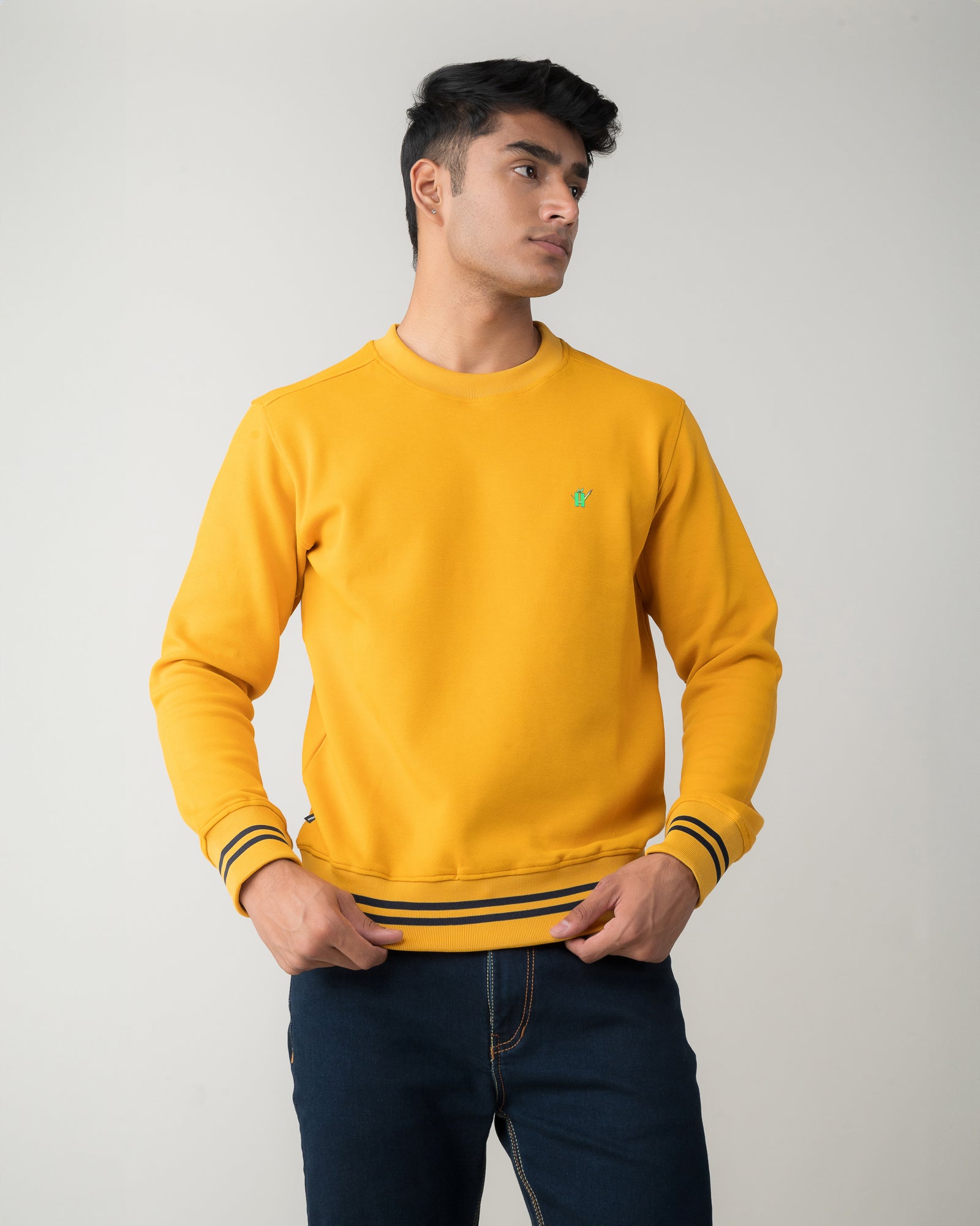 MUSTARD REGULAR FIT SWEATSHIRT