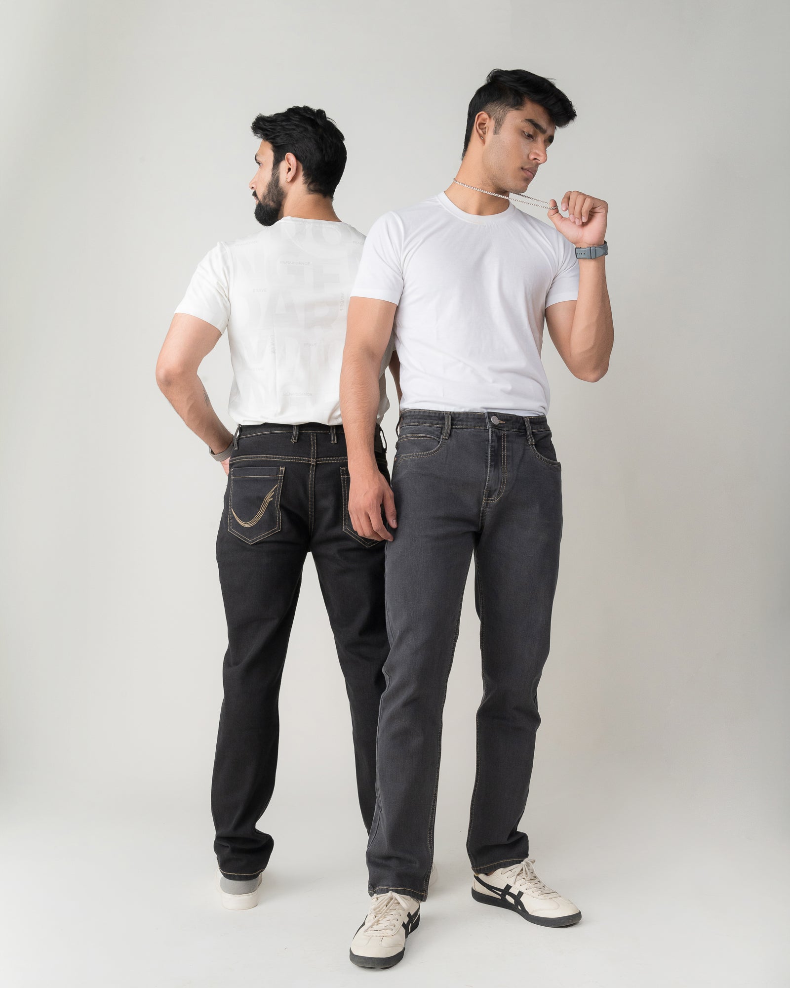 GREY ASH ENZYAME REGULAR FIT JEANS