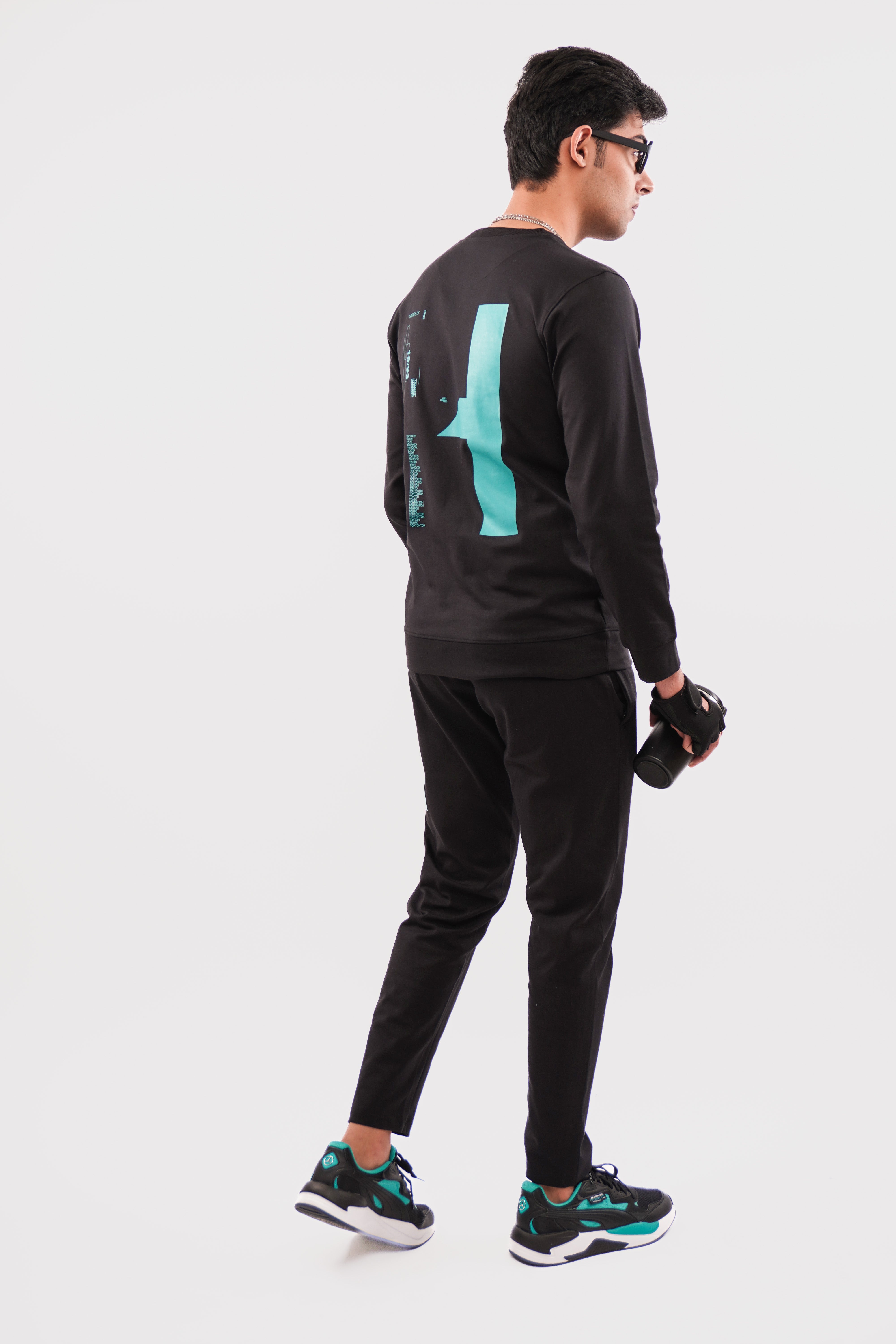 Black Regular Fit Sweatshirt