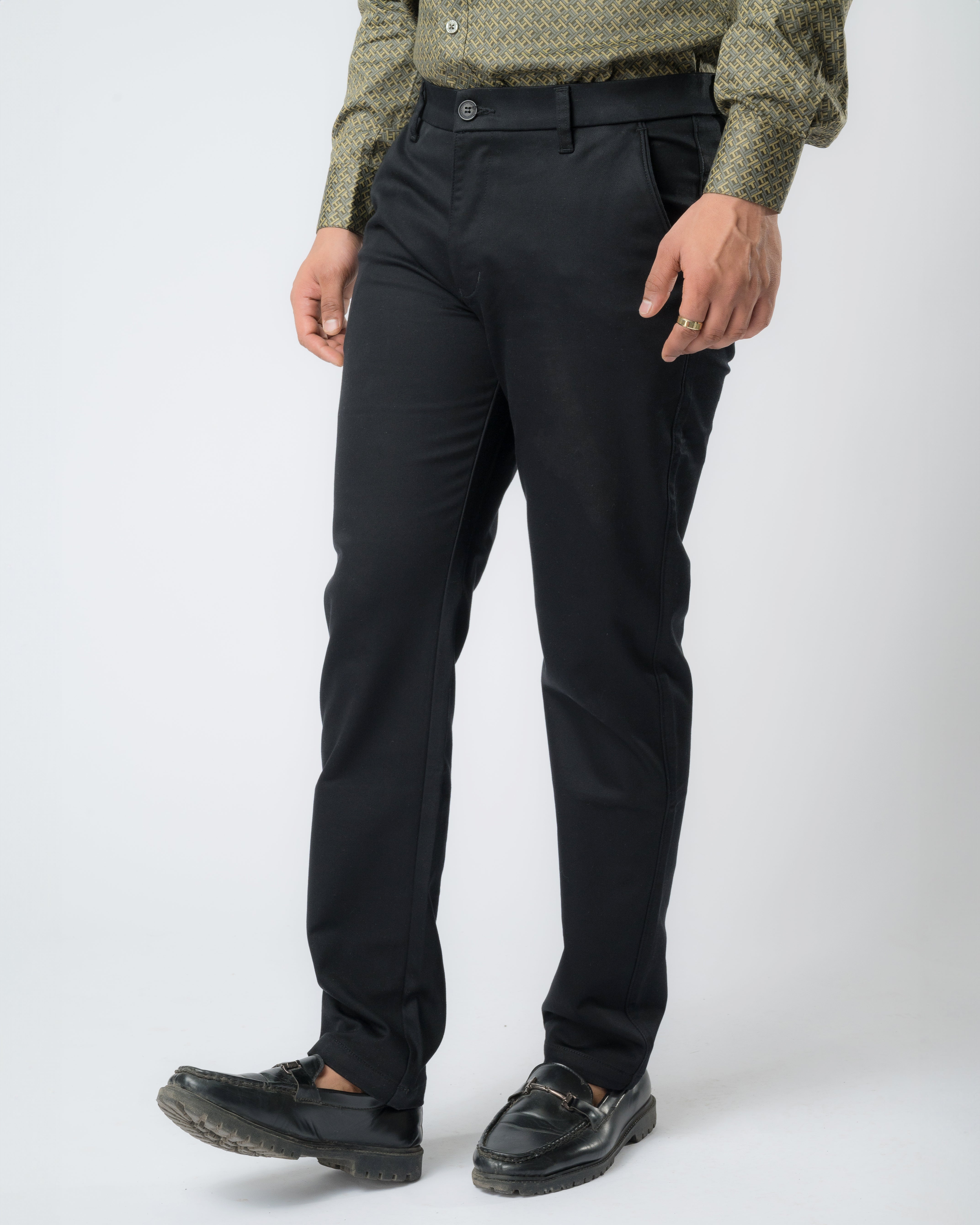 Noir Matte Chinos