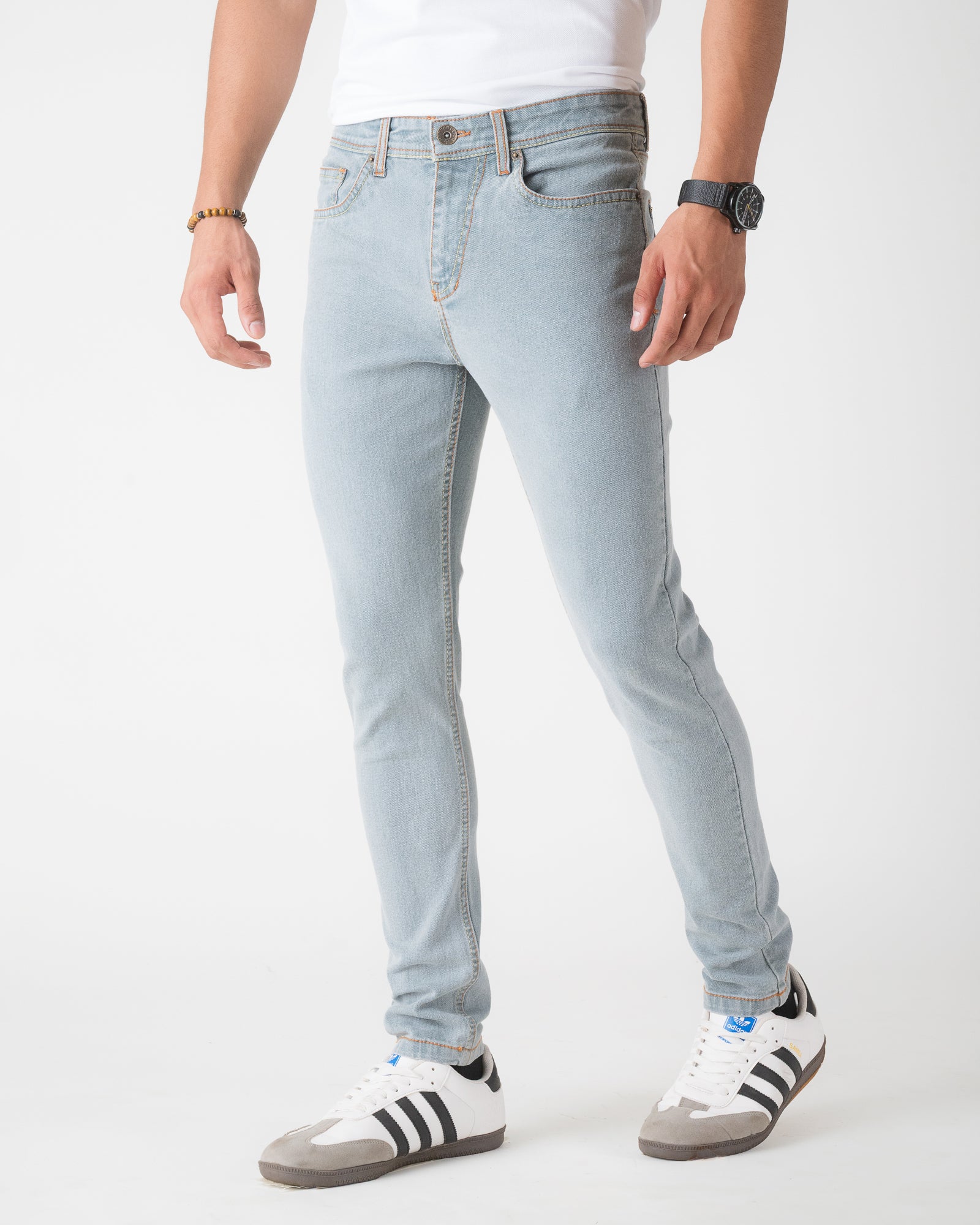BLEACHED BLUE TAPERED FIT JEANS