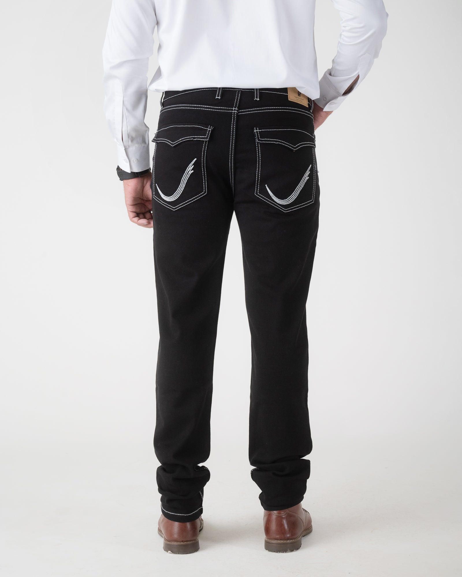 BLACK REGULAR FIT JEANS